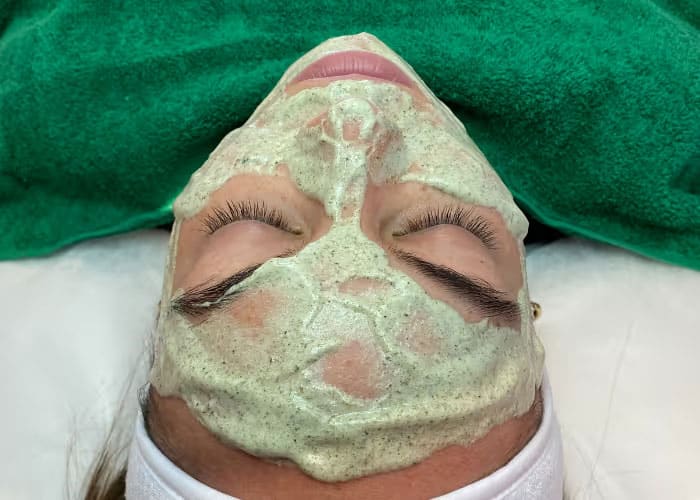 greenpeel-700x500_mask.jpg